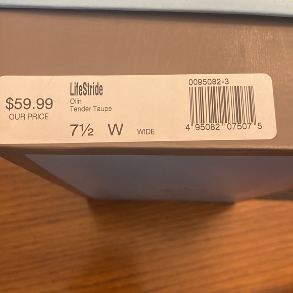 NWOT Lifestride taupe heels size 7 1/2 - Picture 8 of 8